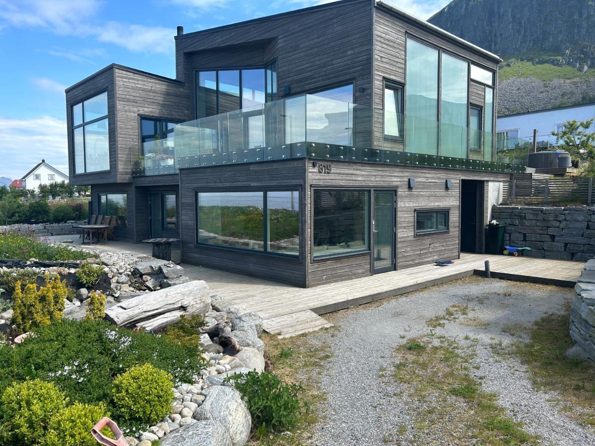 Beach Front Appartments In Design Eco-Villa Ulsteinvik Kültér fotó