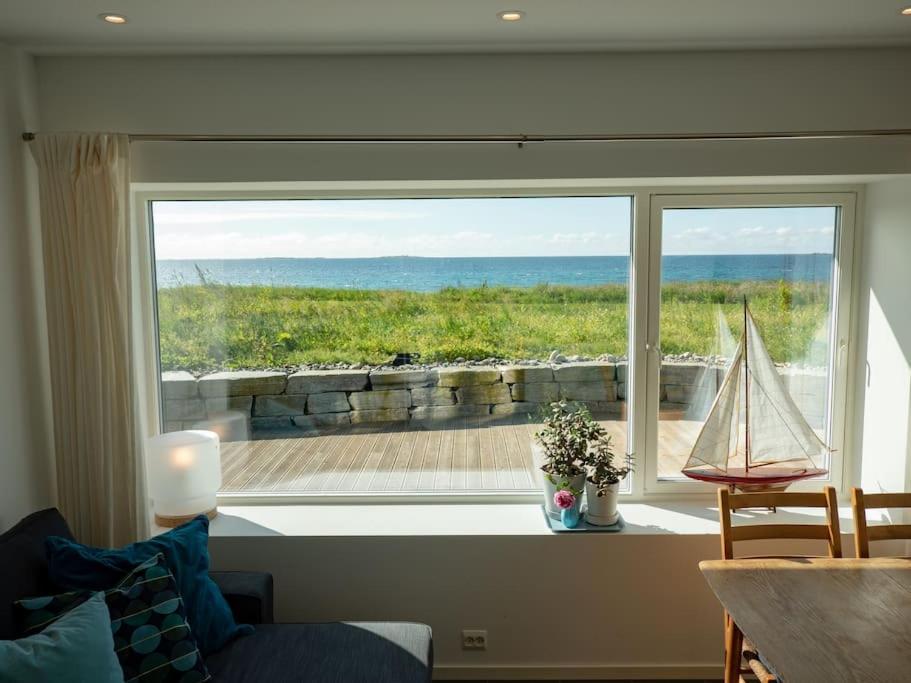 Beach Front Appartments In Design Eco-Villa Ulsteinvik Kültér fotó